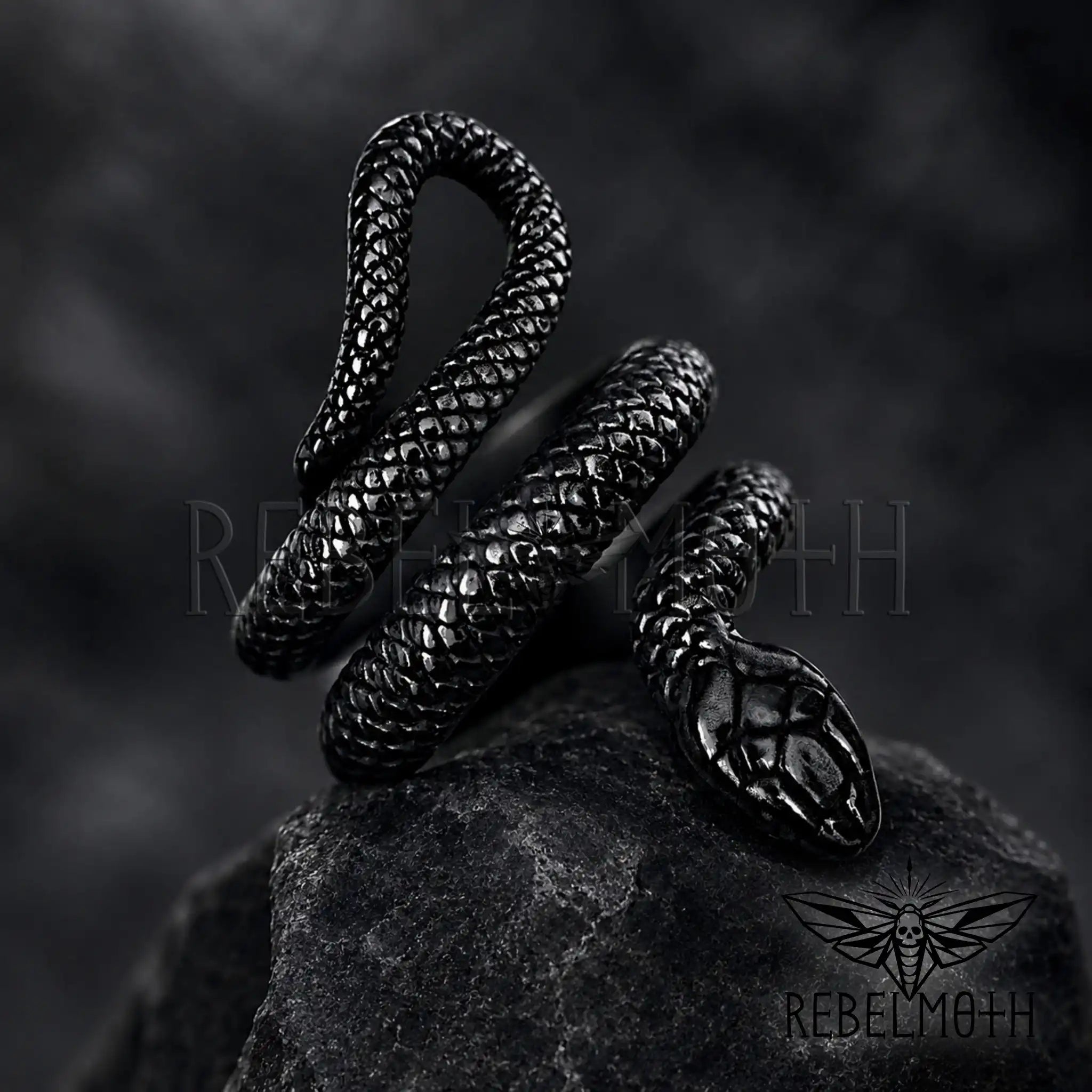 Black Gothic Snake Ring made of stainless steel
