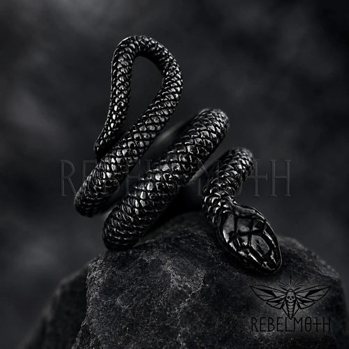 Black Gothic Snake Ring made of stainless steel
