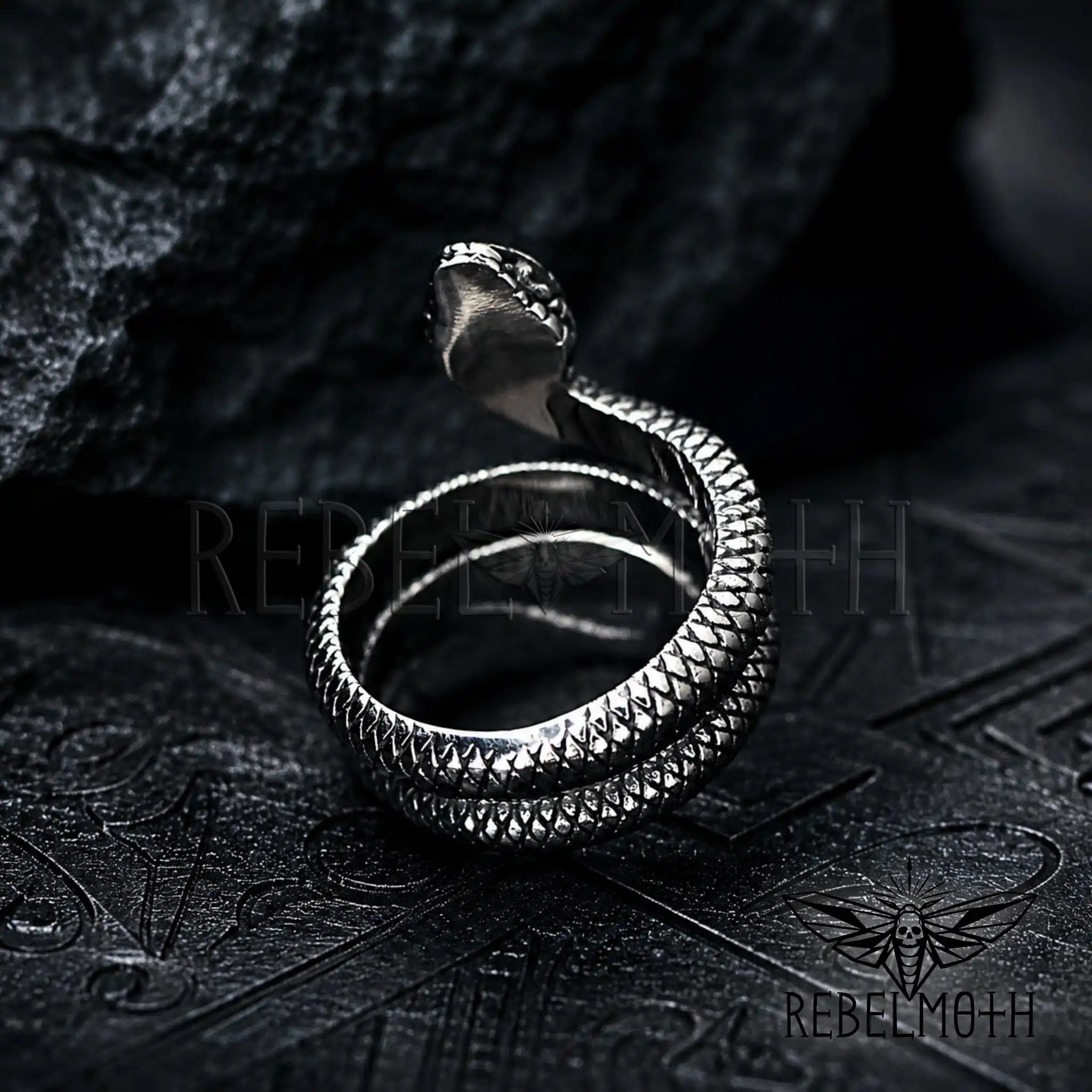 Goth snake ring in stainless steel
