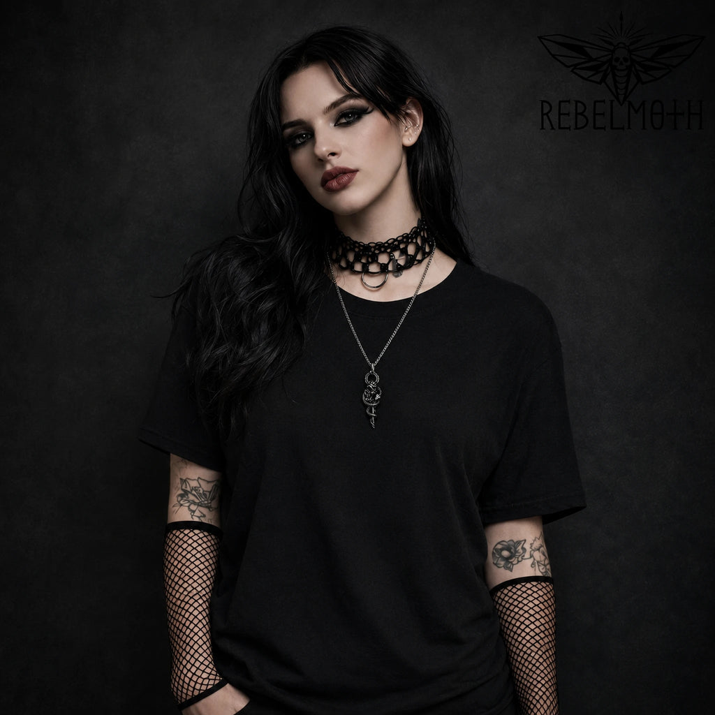 Gothic Snake Rose Necklace – Stainless Steel Serpent Pendant