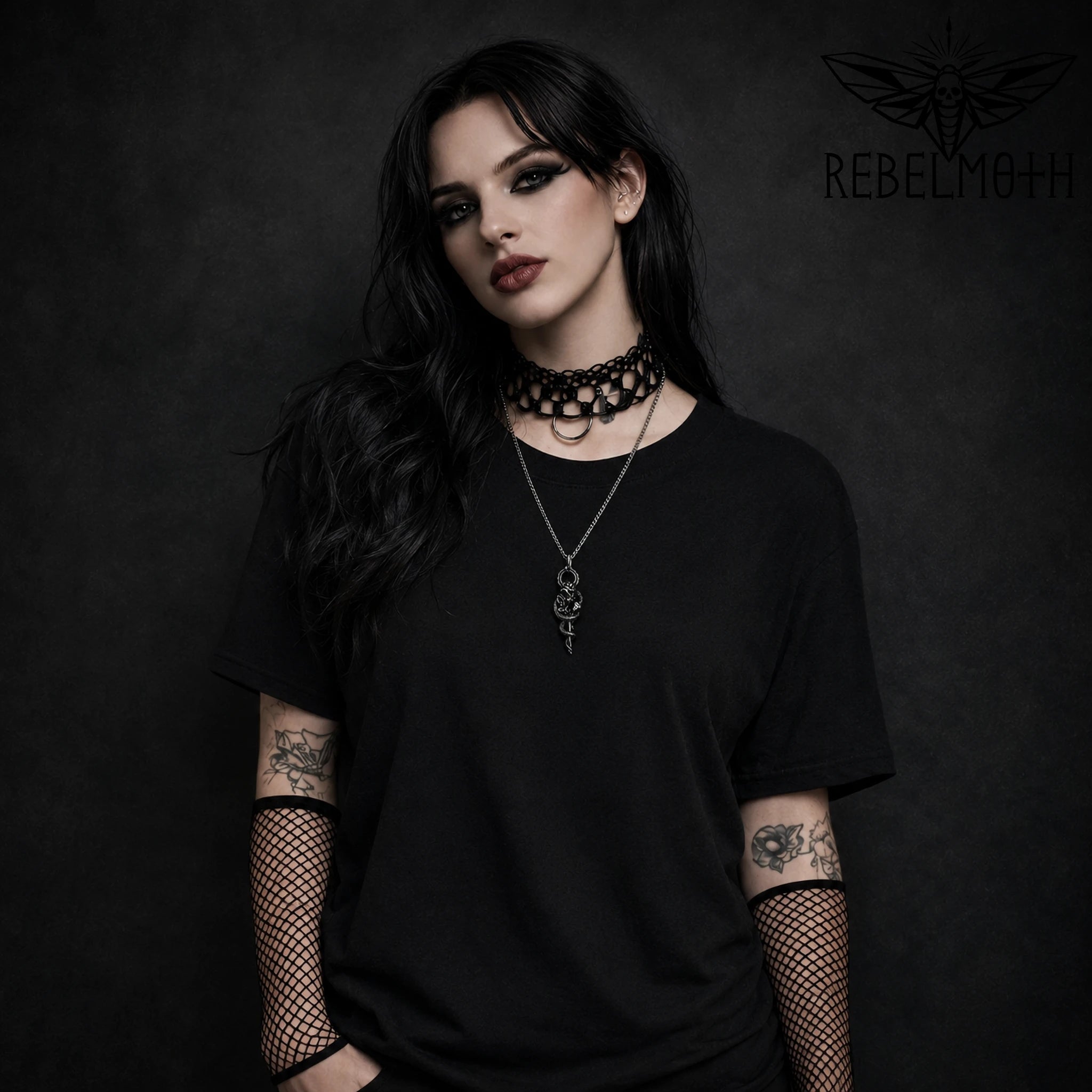 Gothic Snake Rose Necklace – Stainless Steel Serpent Pendant